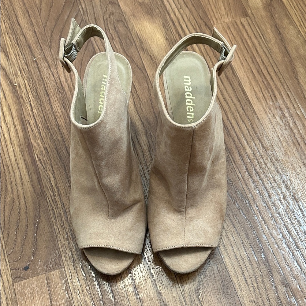 Madden Girl Beige Peep-Toe Chunky Heels